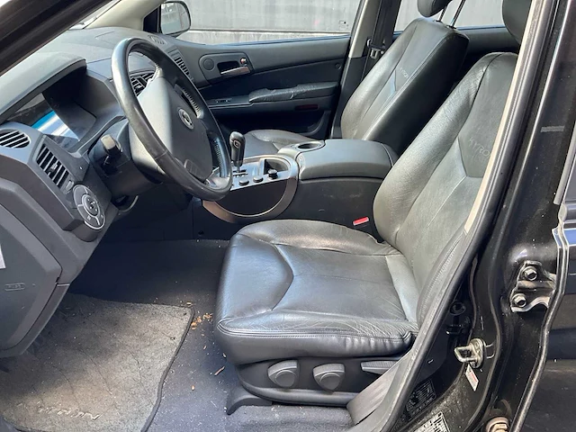Ssangyong kyron - personenauto - afbeelding 7 van  12