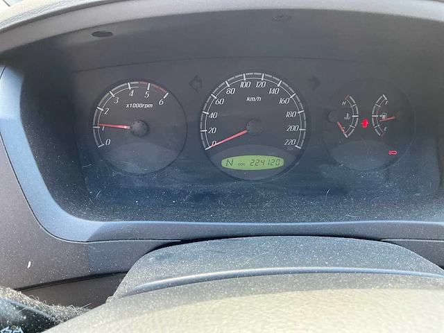 Ssangyong kyron - personenauto - afbeelding 12 van  12