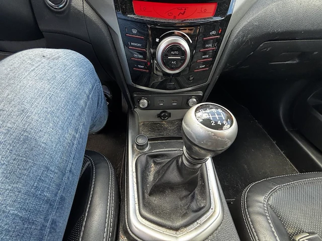 Ssangyong tivoli, 2015 - afbeelding 3 van  26