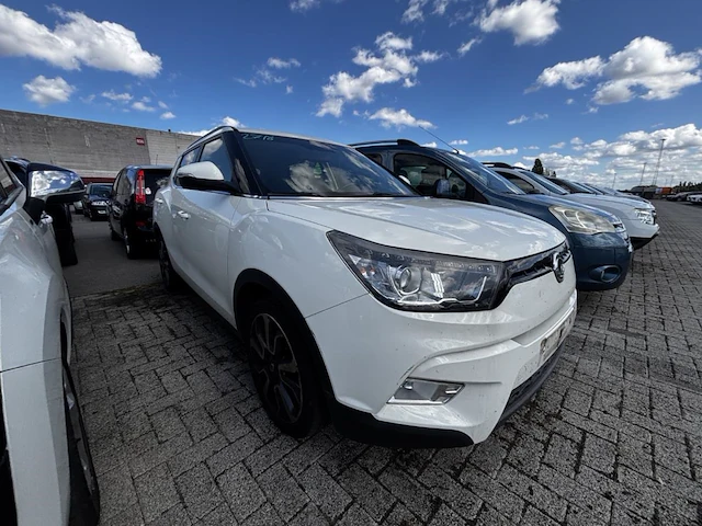Ssangyong tivoli, 2015 - afbeelding 20 van  26