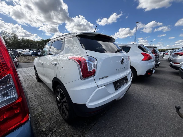 Ssangyong tivoli, 2015 - afbeelding 23 van  26