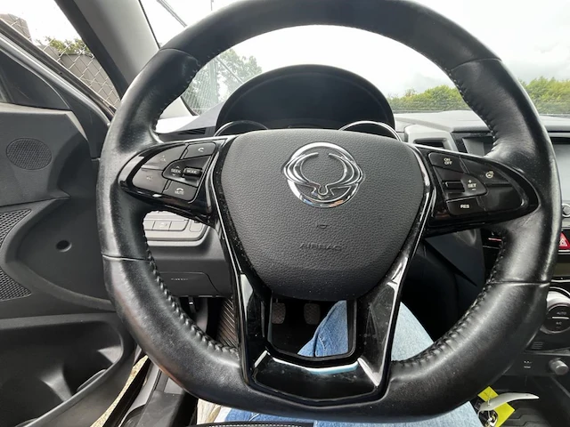 Ssangyong xlv, 2017 - afbeelding 4 van  26