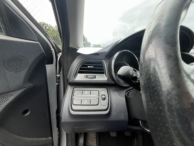 Ssangyong xlv, 2017 - afbeelding 5 van  26