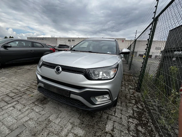 Ssangyong xlv, 2017 - afbeelding 1 van  26