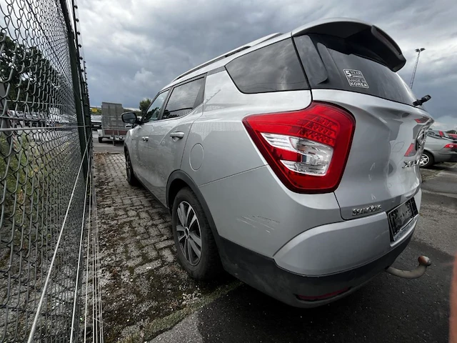 Ssangyong xlv, 2017 - afbeelding 23 van  26