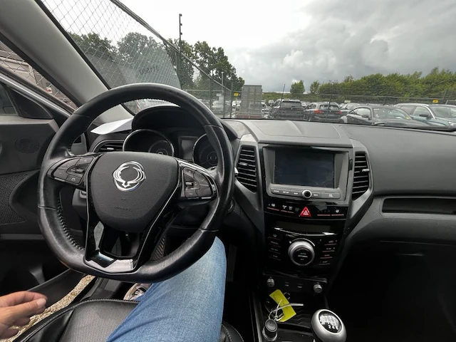 Ssangyong xlv, 2017 - afbeelding 25 van  26
