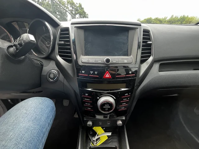 Ssangyong xlv, 2017 - afbeelding 26 van  26