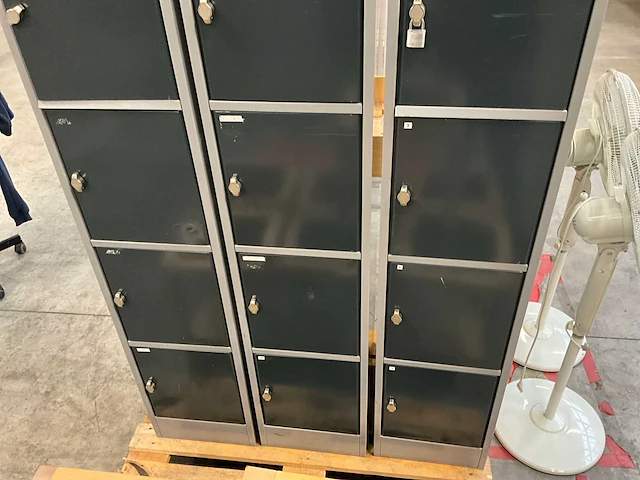 Ssi schäfer 5 deurs staal lockerkast (3x) - afbeelding 3 van  3