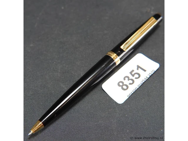 S.t. dupont ellipsis black gold plated ballpoint pen - afbeelding 1 van  3