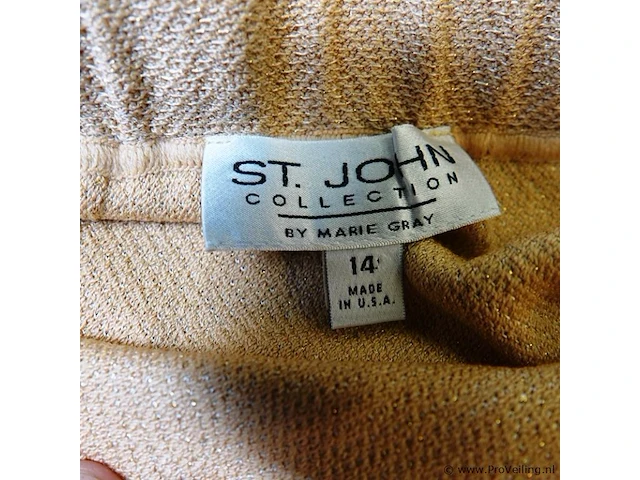 St. john collection by marie gray - afbeelding 5 van  5