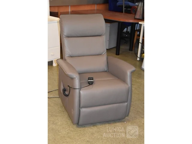 Sta-op-fauteuil - afbeelding 1 van  8
