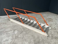 Staal trap - afbeelding 2 van  3