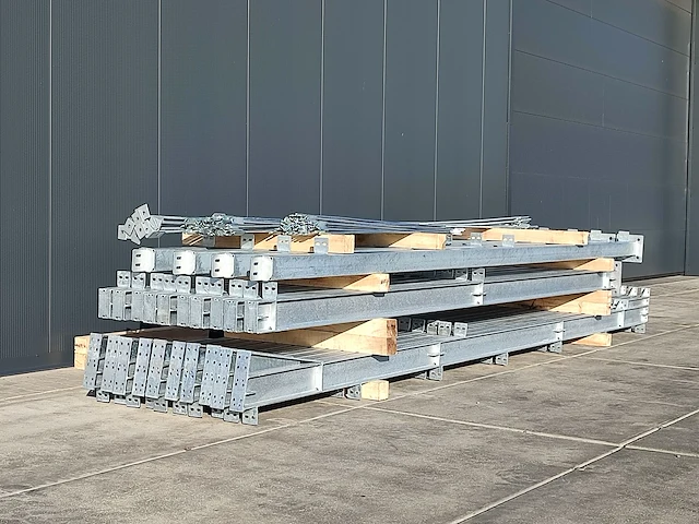 Staalconstructie 10 x 16 (ca. 160m²) - afbeelding 3 van  3
