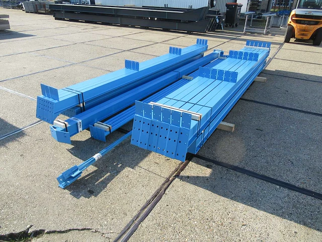 Staalconstructie 10 x 20 meter (200m2) - afbeelding 7 van  10