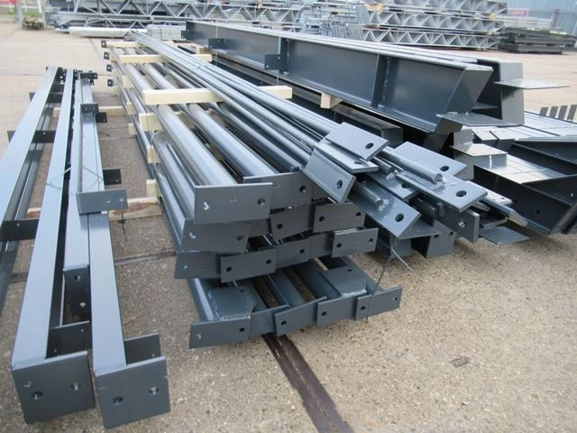 Staalconstructie 10 x 30 meter (300m2) - afbeelding 3 van  16