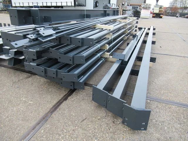 Staalconstructie 10 x 30 meter (300m2) - afbeelding 4 van  16