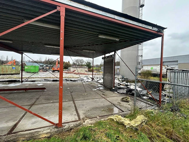 Staalconstructie (10,00x14,00 mtr) (140m2) - afbeelding 9 van  14