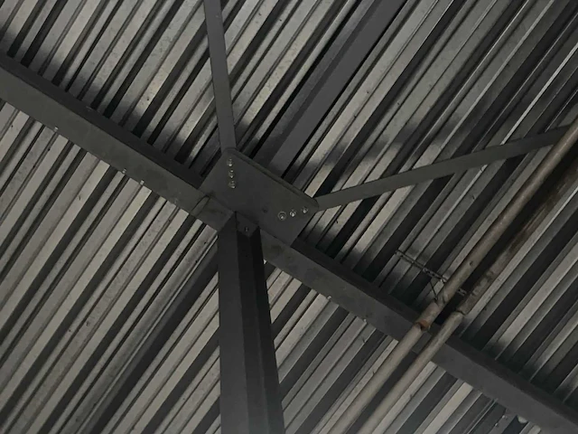 Staalconstructie (105,85x60,00 mtr) (6.351m2) - afbeelding 2 van  18