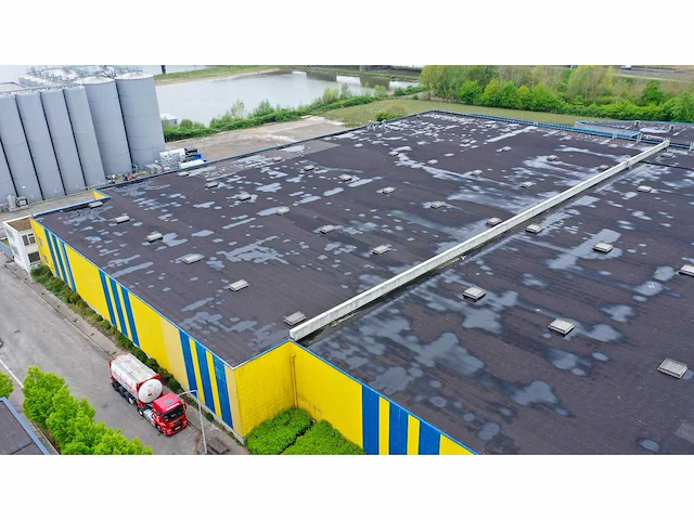 Staalconstructie (105,85x60,00 mtr) (6.351m2) - afbeelding 11 van  18