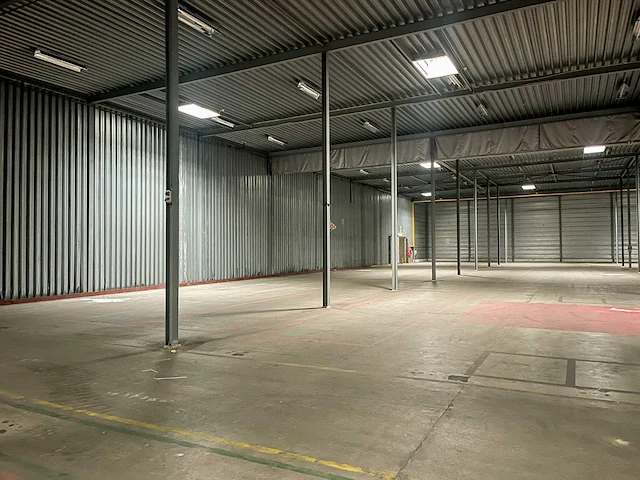 Staalconstructie (105,85x60,00 mtr) (6.351m2) - afbeelding 17 van  18