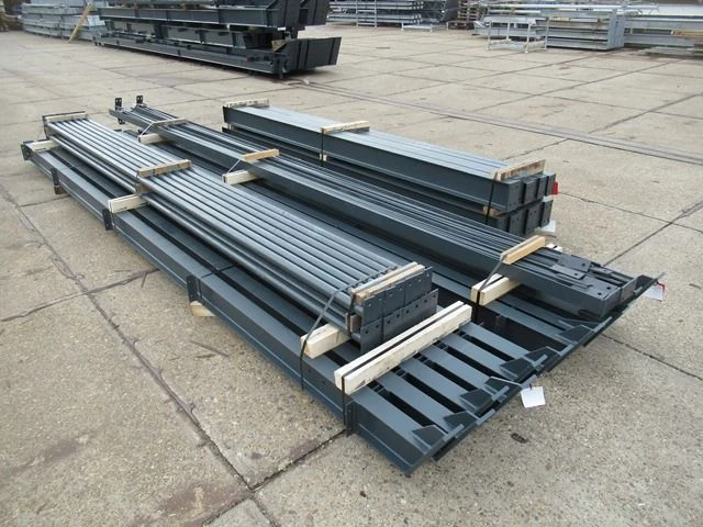 Staalconstructie 10.70 x 25.00 meter (268m2) - afbeelding 8 van  13