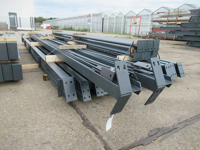Staalconstructie 10.70 x 25.00 meter (268m2) - afbeelding 11 van  13