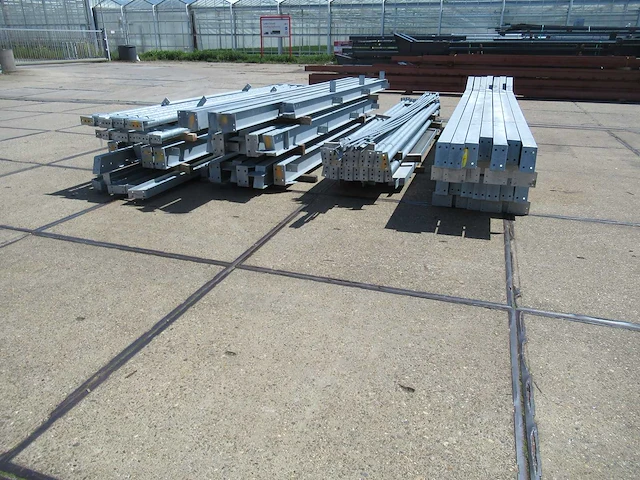 Staalconstructie 12 x 40 meter (480m2) - afbeelding 12 van  17