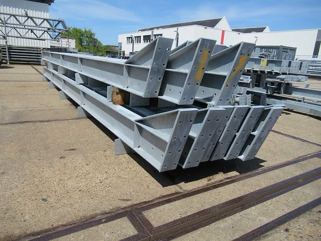 Staalconstructie 12 x 40 meter (480m2) - afbeelding 17 van  17