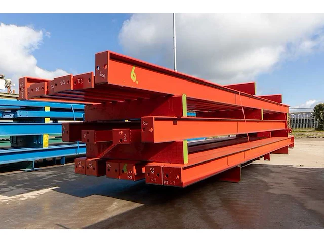 Staalconstructie 12,4x32,5 meter - afbeelding 7 van  16