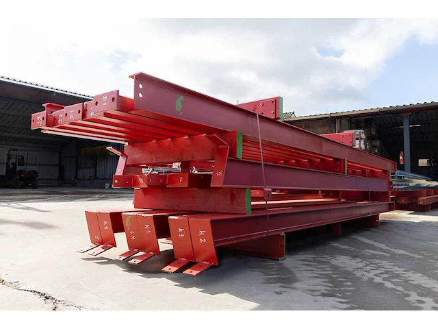 Staalconstructie 12,4x32,5 meter - afbeelding 14 van  16
