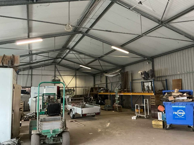 Staalconstructie (12,50x39,37 mtr) (525 m2) - afbeelding 1 van  34