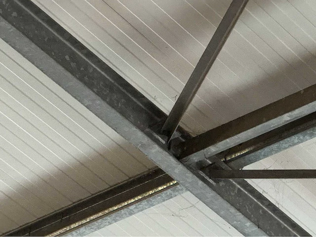 Staalconstructie (12,50x39,37 mtr) (525 m2) - afbeelding 25 van  34