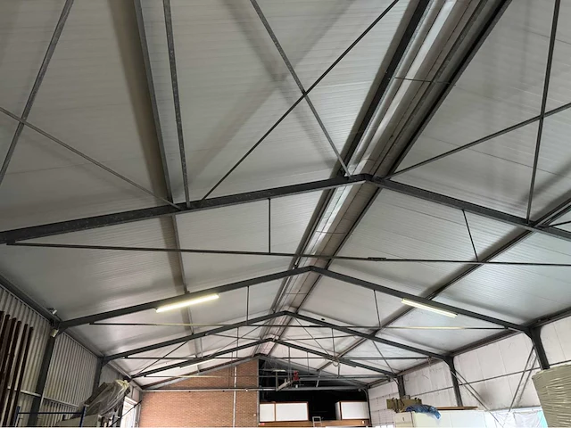 Staalconstructie (12,50x39,37 mtr) (525 m2) - afbeelding 33 van  34