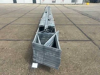 Staalconstructie 12.80 x 12.00 meter (154m2) - afbeelding 7 van  8