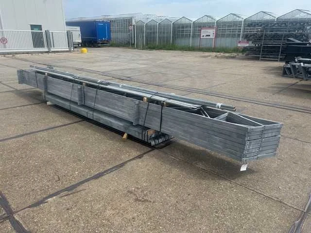 Staalconstructie 12.80 x 12.00 meter (154m2) - afbeelding 8 van  8