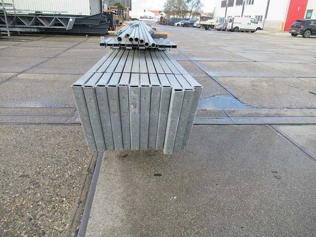 Staalconstructie 12.80 x 20.00 meter (256m2) - afbeelding 8 van  10