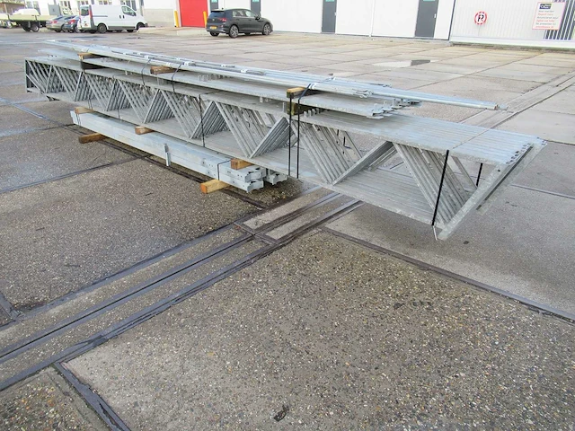 Staalconstructie 12.80 x 20.00 meter (256m2) - afbeelding 9 van  10
