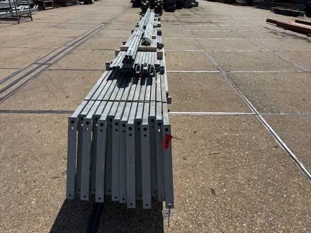Staalconstructie 12.80 x 24.00 meter (307m2) - afbeelding 6 van  11