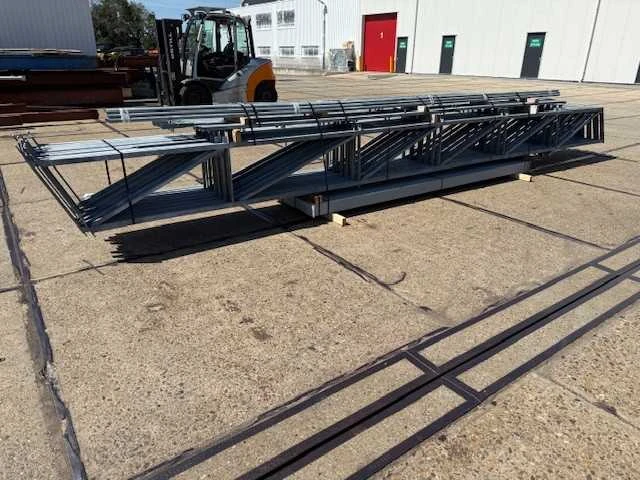 Staalconstructie 12.80 x 24.00 meter (307m2) - afbeelding 9 van  11