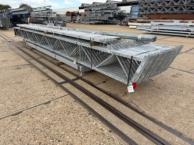 Staalconstructie 12.80 x 24.00 meter (307m2) - afbeelding 5 van  12