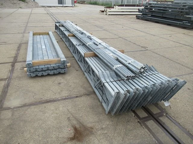 Staalconstructie 12.80 x 28.00 meter (358m2) - afbeelding 2 van  13