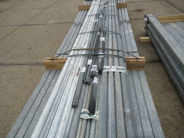 Staalconstructie 12.80 x 28.00 meter (358m2) - afbeelding 10 van  13