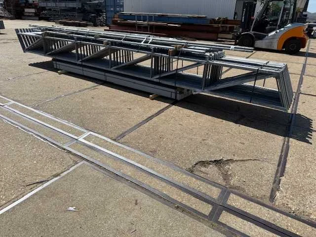 Staalconstructie 12.80 x 32.00 meter (410m2) - afbeelding 9 van  11