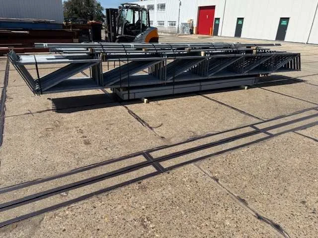 Staalconstructie 12.80 x 32.00 meter (410m2) - afbeelding 10 van  11