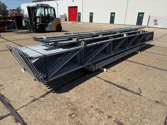 Staalconstructie 12.80 x 32.00 meter (410m2) - afbeelding 11 van  11