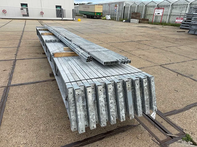 Staalconstructie 12.80 x 32.00 meter (410m2) - afbeelding 13 van  13