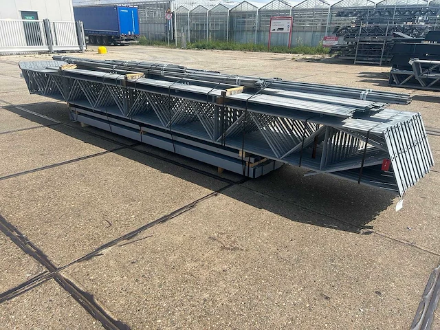 Staalconstructie 12.80 x 36.00 meter (460m2) - afbeelding 10 van  10