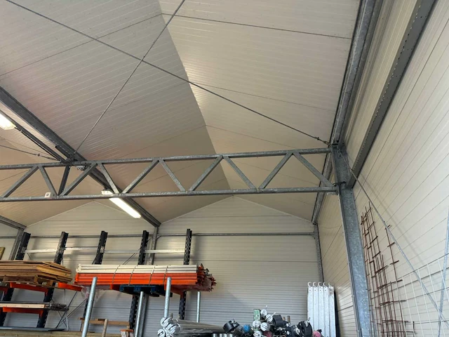 Staalconstructie (12,80x8,00 mtr) (102m2) - afbeelding 10 van  37
