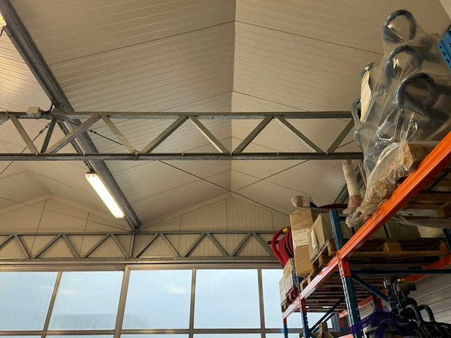 Staalconstructie (12,80x8,00 mtr) (102m2) - afbeelding 17 van  37