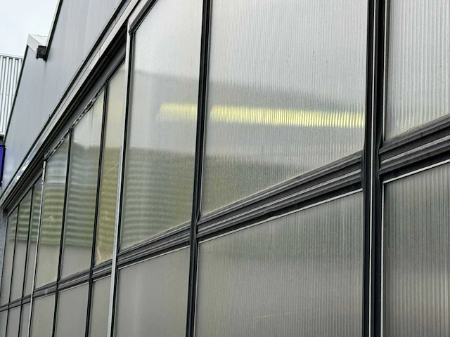 Staalconstructie (12,80x8,00 mtr) (102m2) - afbeelding 33 van  37